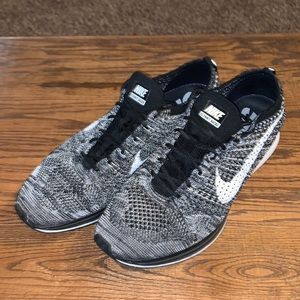 Nike Flynit Racer Oreo, Like New, 10.5